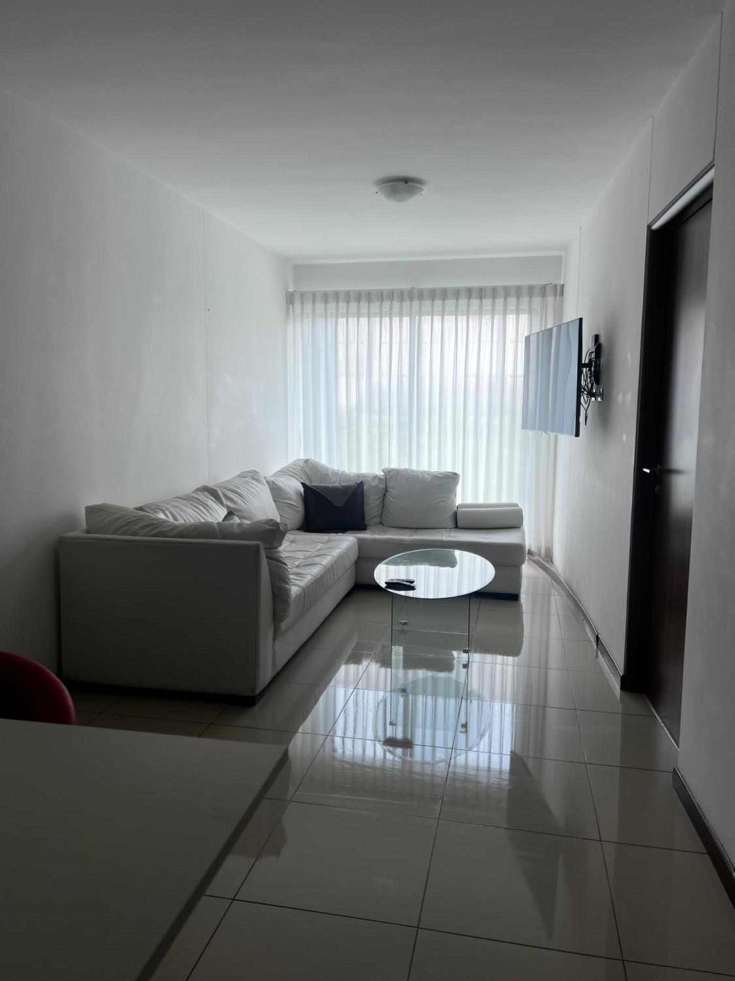 Comodidad Y Privacidad En Un Solo Lugar เอเรเดีย ภายนอก รูปภาพ